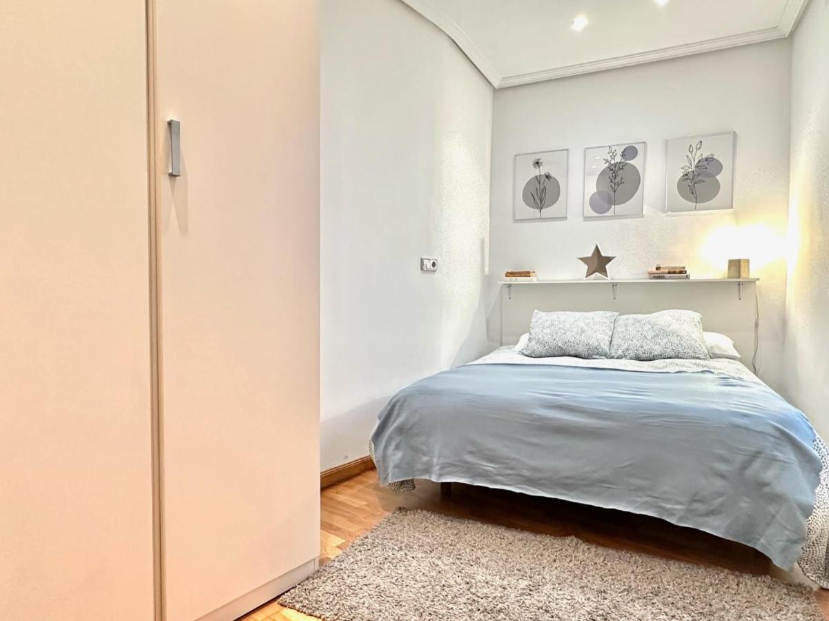 Apartamento Montemayor Kordoba Bagian luar foto